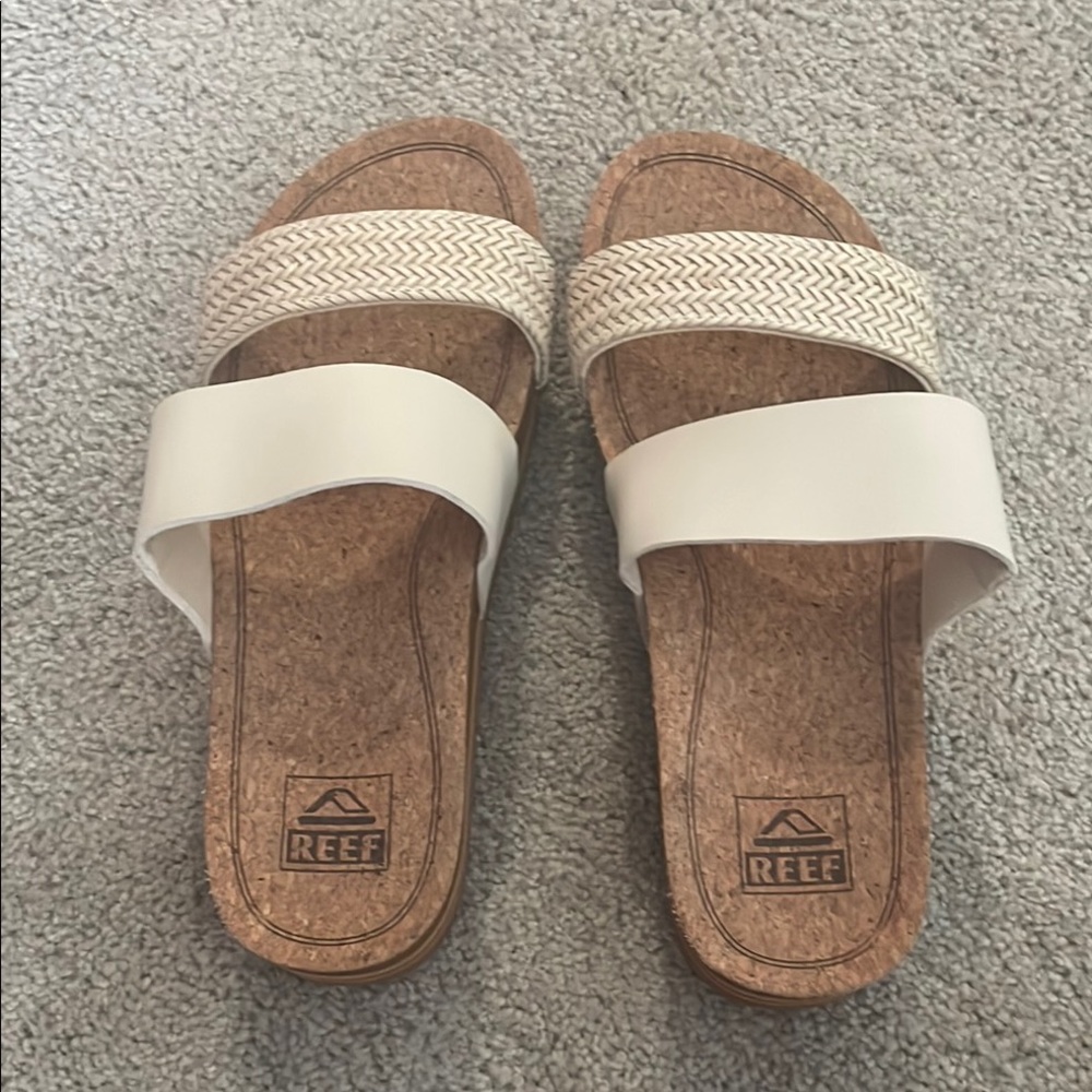 Reef Women's Cream and Tan Slide Sandals